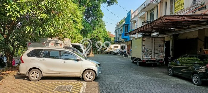 Ruko Bagus Dijual di Meruya Jakarta Barat Lokasi Strategis Cocok untuk Kembangkan Bisnis Ruko Bagus Dijual di Meruya Jakarta Barat Lokasi Strategis Cocok untuk Kembangkan Bisnis