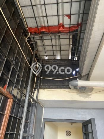 Ruko Dijual di Jakarta Barat LT 76m2 & LB 208m2 Lokasi Terbaik! Ruko Dijual di Jakarta Barat LT 76m2 & LB 208m2 Lokasi Terbaik!