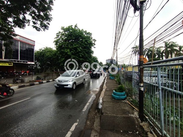 Ruko Dijual di Jakarta Barat LT 68m2 & LB 272m2 Lokasi Terbaik! Ruko Dijual di Jakarta Barat LT 68m2 & LB 272m2 Lokasi Terbaik!
