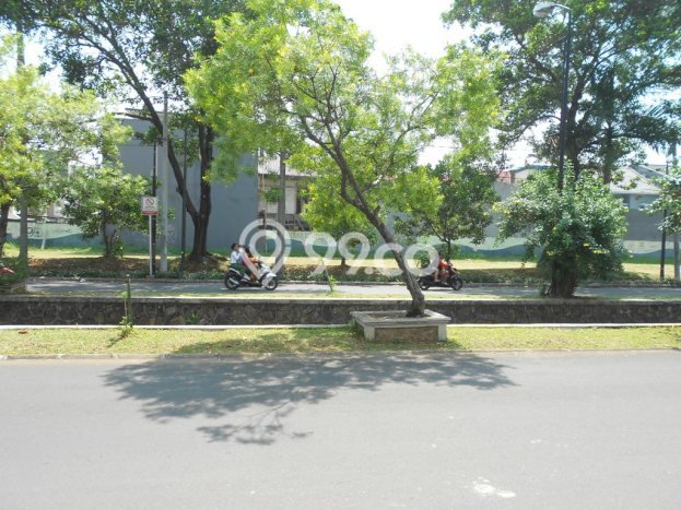 Tanah Dijual Lokasi Strategis di Jakarta Barat dengan Luas 200m2 Tanah Dijual Lokasi Strategis di Jakarta Barat dengan Luas 200m2