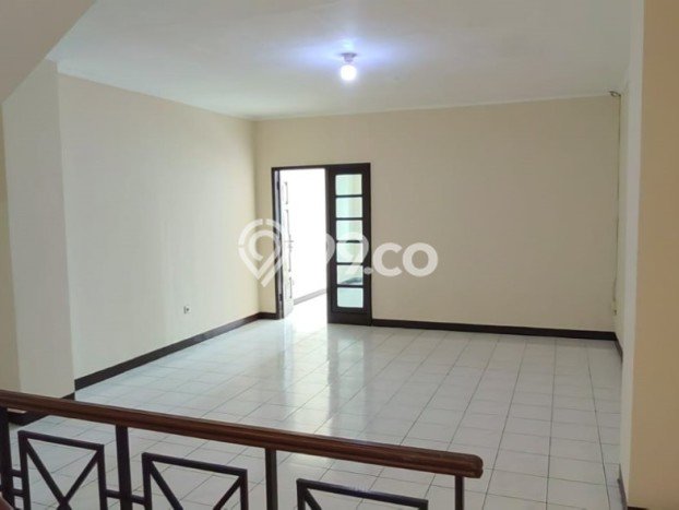 For Rent Ruko Premium Kawasan , Luas 237m2m², Area Utama For Rent Ruko Premium Kawasan , Luas 237m2m², Area Utama