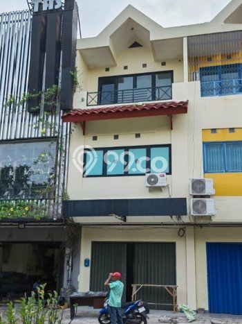 For Rent Ruko Premium Kawasan , Luas 237m2m², Area Utama For Rent Ruko Premium Kawasan , Luas 237m2m², Area Utama