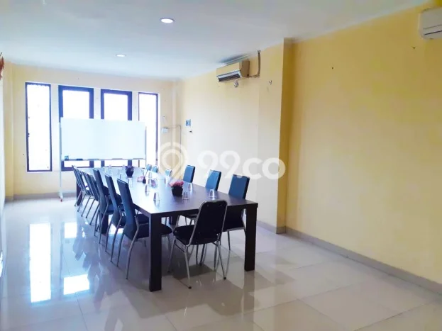 Untuk Dijual! Ruko di Daan Mogot Jakarta Barat LT 66m2 / LB 250m2 Kawasan Strategis Untuk Dijual! Ruko di Daan Mogot Jakarta Barat LT 66m2 / LB 250m2 Kawasan Strategis
