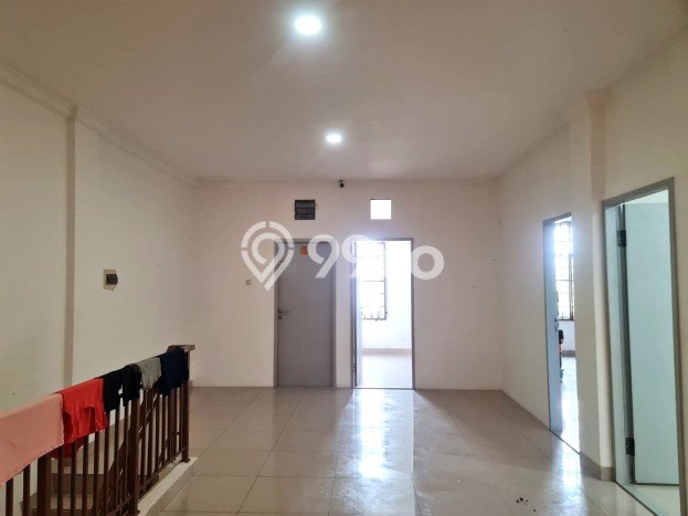 Lokasi Strategis! Dijual Ruko Bisnis di Cengkareng, Jakarta Barat Kondisi Baik Lokasi Strategis! Dijual Ruko Bisnis di Cengkareng, Jakarta Barat Kondisi Baik