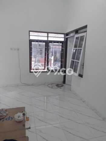 Rumah di Semarang Barat, 2 KM, Dekat Pusat Kota, Luas 150m² Bangunan 100m² Rumah di Semarang Barat, 2 KM, Dekat Pusat Kota, Luas 150m² Bangunan 100m²