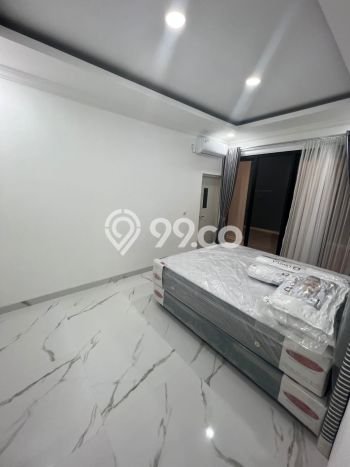 Ready to Use! Luxury House LT 300m2 Desain Elegan di Sentul City Ready to Use! Luxury House LT 300m2 Desain Elegan di Sentul City