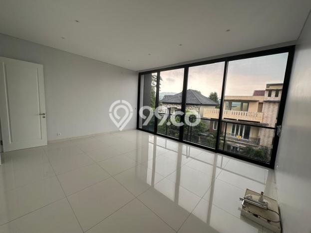 For Sale! Luxury House LT 300m2 Desain Modern di Sentul City For Sale! Luxury House LT 300m2 Desain Modern di Sentul City