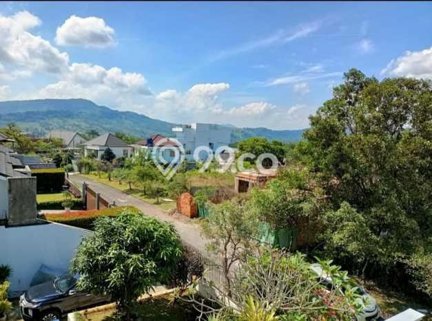 Rumah Luxury Modern Siap Huni di Sentul City Bogor Rumah Luxury Modern Siap Huni di Sentul City Bogor