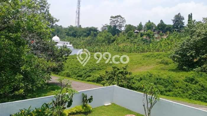 For Sale! Luxury House LT 570m2 Desain Modern di Sentul City For Sale! Luxury House LT 570m2 Desain Modern di Sentul City