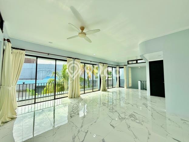 Rumah Luxury Modern Siap Huni di Sentul City Bogor Rumah Luxury Modern Siap Huni di Sentul City Bogor