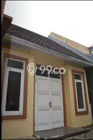 Dijual Hunian Rumah Terawat 3 Kamar di Cibubur, Bogor Dijual Hunian Rumah Terawat 3 Kamar di Cibubur, Bogor