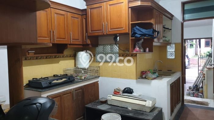 Hunian Mewah LB 225m2 Siap Huni Desain Elegan di Raffles Hills, Jakarta Timur Hunian Mewah LB 225m2 Siap Huni Desain Elegan di Raffles Hills, Jakarta Timur