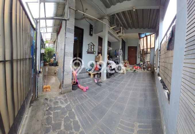 Rumah Mewah Akses Mudah di Jakarta Timur Rumah Mewah Akses Mudah di Jakarta Timur