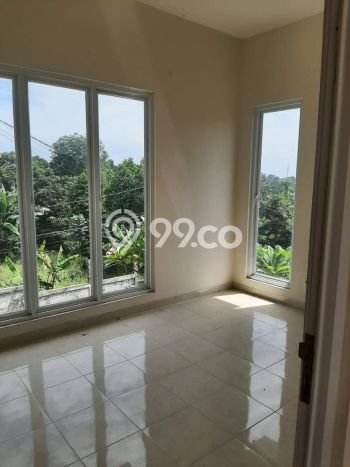Rumah Strategis Modern Lb 94m2 di Tapos, Depok Rumah Strategis Modern Lb 94m2 di Tapos, Depok