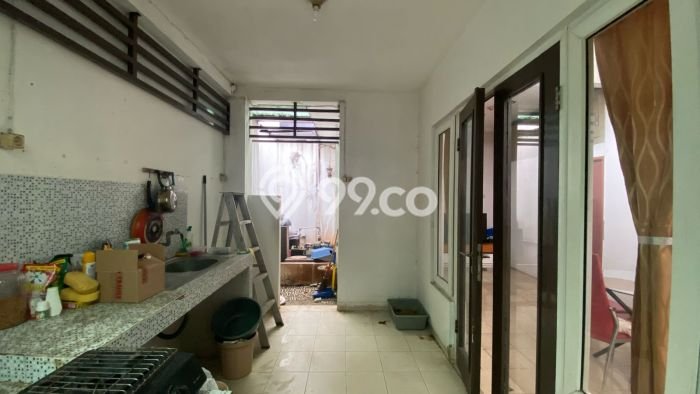 HUNIAN BERKELAS! Rumah Exclusive Gunung Putri, Bogor, Luas Tanah 120m² Luas Bangunan 95m² HUNIAN BERKELAS! Rumah Exclusive Gunung Putri, Bogor, Luas Tanah 120m² Luas Bangunan 95m²