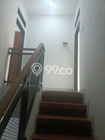 Rumah Strategis Modern Lb 100m2 di Jatisampurna, Bekasi Rumah Strategis Modern Lb 100m2 di Jatisampurna, Bekasi