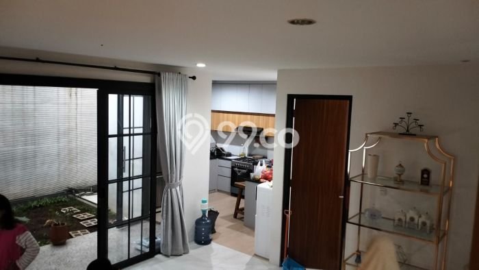 Dijual Rumah 4 Kamar Lokasi Ideal Nyaman dan Strategis di Cimanggis Dijual Rumah 4 Kamar Lokasi Ideal Nyaman dan Strategis di Cimanggis