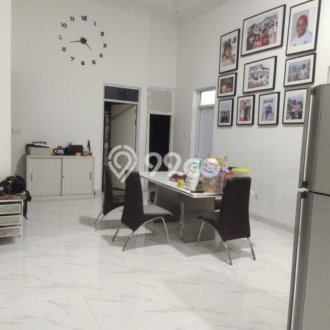 Rumah Modern 2 KT di Cibubur Depok Full Furnished Rumah Modern 2 KT di Cibubur Depok Full Furnished