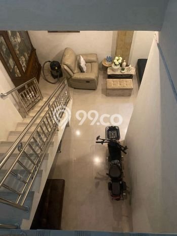 Hunian Cantik Minimalis Lb 160m2 di Ciracas, Jakarta Timur Hunian Cantik Minimalis Lb 160m2 di Ciracas, Jakarta Timur