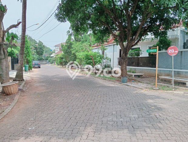 Jual Segera Rumah 3 KT 2 KM di Kawasan Bisnis Cimanggis, Depok Jual Segera Rumah 3 KT 2 KM di Kawasan Bisnis Cimanggis, Depok