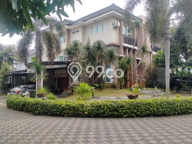 Jual Rumah Mewah Megah Dengan View Eksklusif di Cibubur, Jakarta Timur Jual Rumah Mewah Megah Dengan View Eksklusif di Cibubur, Jakarta Timur