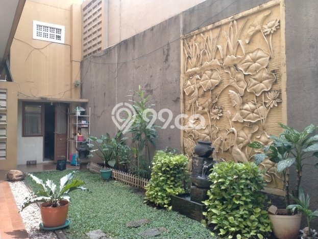 BEST PRICE! Rumah Berkualitas di Kota Wisata, LT 165m² LB 177m² BEST PRICE! Rumah Berkualitas di Kota Wisata, LT 165m² LB 177m²