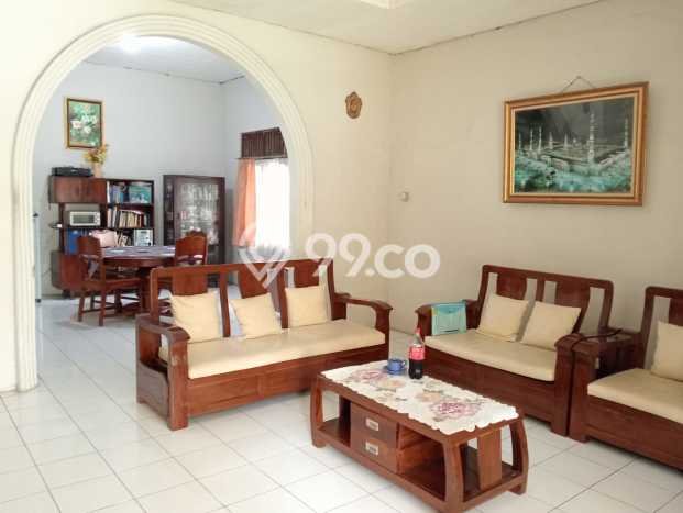 Rumah Mewah Siap Huni LT 980m2 di Pasar Rebo, Jakarta Timur Rumah Mewah Siap Huni LT 980m2 di Pasar Rebo, Jakarta Timur