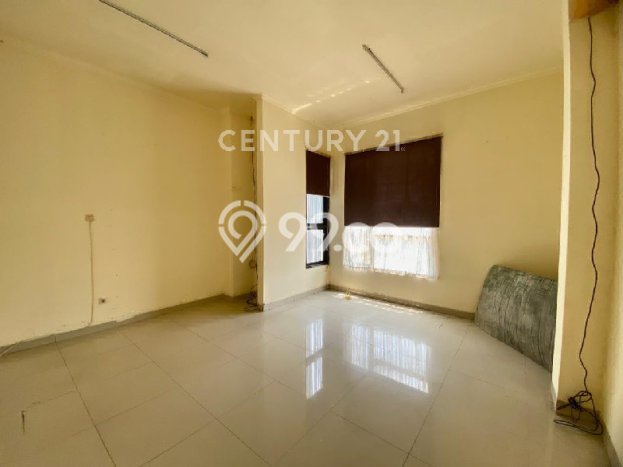 Area Strategis! Disewakan Ruko Lokasi Cempaka Putih, Jakarta Pusat Cocok untuk Bisnis Area Strategis! Disewakan Ruko Lokasi Cempaka Putih, Jakarta Pusat Cocok untuk Bisnis