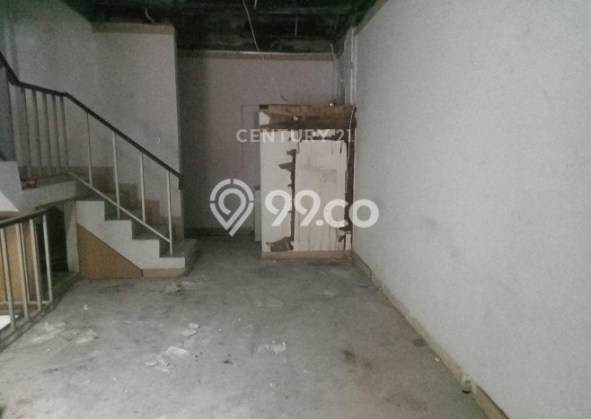 Ruko Dijual di Jakarta Selatan LT 67m2 & LB 201m2 Lokasi Terbaik! Ruko Dijual di Jakarta Selatan LT 67m2 & LB 201m2 Lokasi Terbaik!