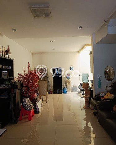 Rumah Elit Modern Tanpa Renovasi di Kalideres Jakarta Barat Rumah Elit Modern Tanpa Renovasi di Kalideres Jakarta Barat