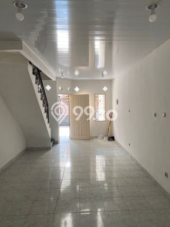 Jual Rumah Eksklusif 2 KT di Kalideres, Jakarta Barat Jual Rumah Eksklusif 2 KT di Kalideres, Jakarta Barat
