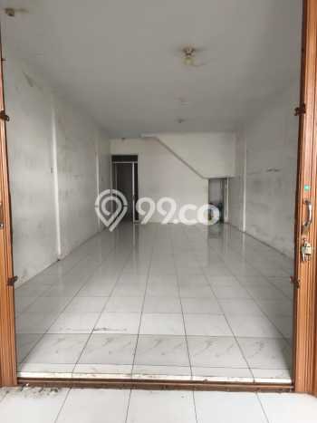 Unit Ruko Dijual di Jakarta Barat LT 72m2 & LB 322m2 Unit Ruko Dijual di Jakarta Barat LT 72m2 & LB 322m2