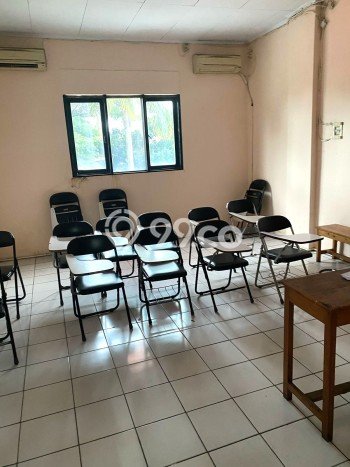 Ruko Dijual di Jakarta Barat LT 79m2 & LB 230m2 Lokasi Terbaik! Ruko Dijual di Jakarta Barat LT 79m2 & LB 230m2 Lokasi Terbaik!