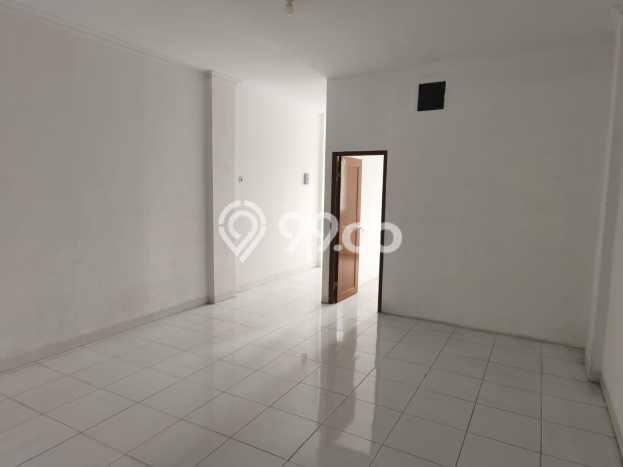 Unit Ruko Dijual di Jakarta Barat LT 72m2 & LB 322m2 Unit Ruko Dijual di Jakarta Barat LT 72m2 & LB 322m2