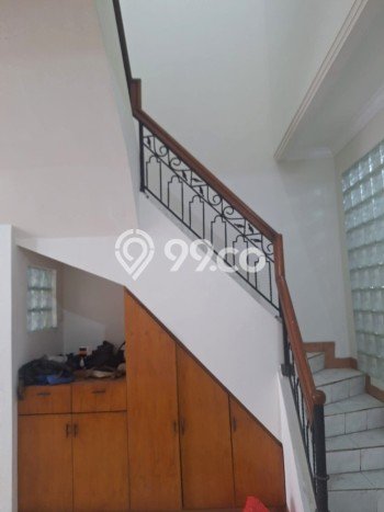 Rumah Minimalis 4 KT di Taman Surya Jakarta Barat Rumah Minimalis 4 KT di Taman Surya Jakarta Barat