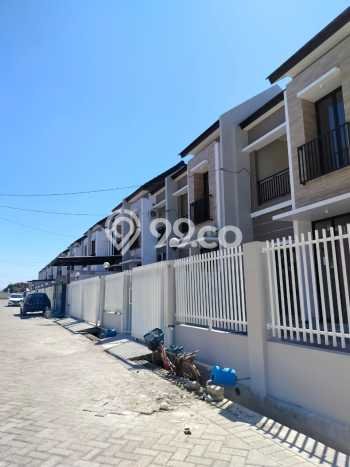 For Sale Rumah 2 Kamar Lokasi Ideal Nyaman dan Strategis di Waru For Sale Rumah 2 Kamar Lokasi Ideal Nyaman dan Strategis di Waru