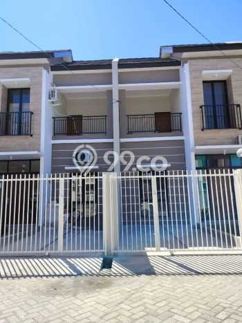 For Sale Rumah 2 Kamar Lokasi Ideal Bagus dan Strategis di Krian For Sale Rumah 2 Kamar Lokasi Ideal Bagus dan Strategis di Krian