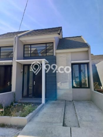 Jual Rumah Minimalis Bagus Punya 2 KT di Rungkut Surabaya SHM Jual Rumah Minimalis Bagus Punya 2 KT di Rungkut Surabaya SHM