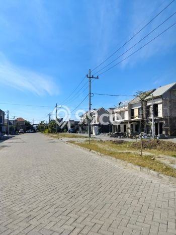 Dijual Rumah Modern 2 KT di Babatan, Surabaya Dijual Rumah Modern 2 KT di Babatan, Surabaya