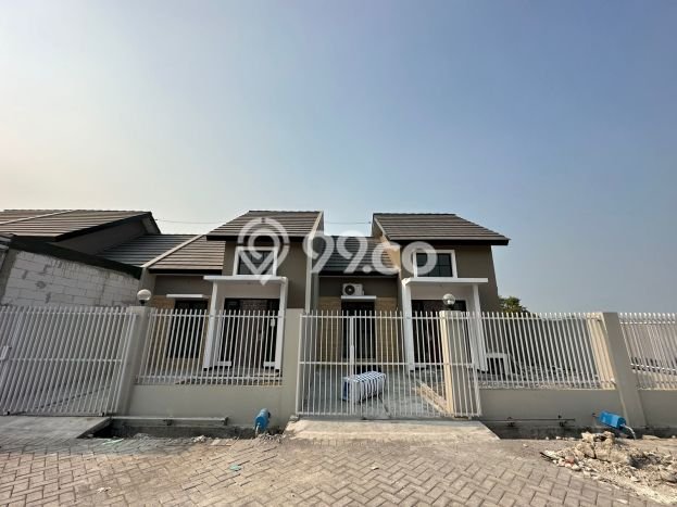 Rumah Strategis Modern Lb 32m2 di Waru, Sidoarjo Rumah Strategis Modern Lb 32m2 di Waru, Sidoarjo