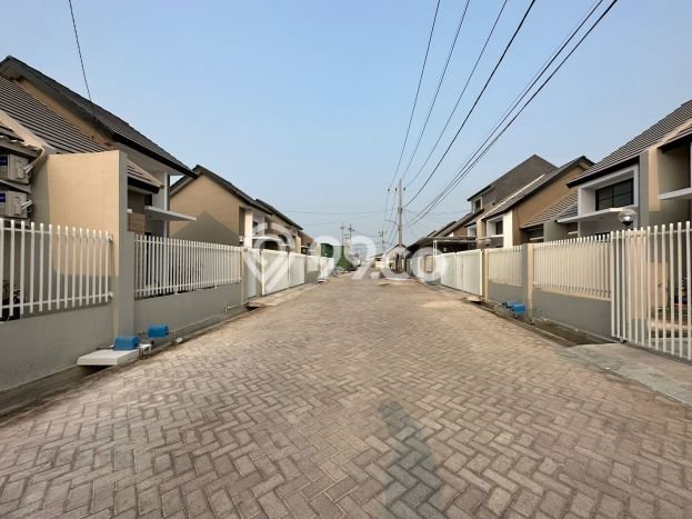 Jual Rumah Eksklusif 2 KT di Balongbendo, Sidoarjo Jual Rumah Eksklusif 2 KT di Balongbendo, Sidoarjo