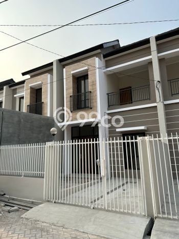 Jual Rumah Eksklusif 2 KT di Balongbendo, Sidoarjo Jual Rumah Eksklusif 2 KT di Balongbendo, Sidoarjo
