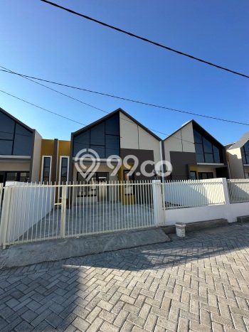 Rumah Sederhana Dijual Lokasi Sidoarjo 2 Kamar dengan Luas Tanah 90m2 Rumah Sederhana Dijual Lokasi Sidoarjo 2 Kamar dengan Luas Tanah 90m2