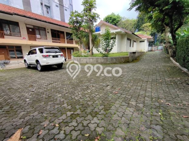 Rumah Luxury Modern Siap Huni di ciumbuleuit Bandung Rumah Luxury Modern Siap Huni di ciumbuleuit Bandung
