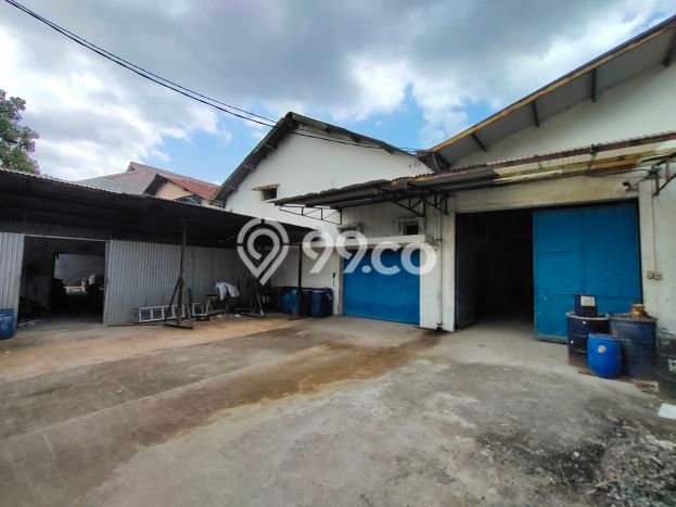 PRIME LOCATION! Gudang Kawasan Pajajaran, Luas 1100m², Kawasan Komersial, Lokasi Strategis PRIME LOCATION! Gudang Kawasan Pajajaran, Luas 1100m², Kawasan Komersial, Lokasi Strategis