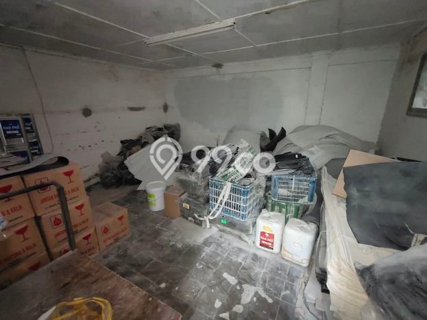 PRIME LOCATION! Gudang Kawasan Pajajaran, Luas 1100m², Kawasan Komersial, Lokasi Strategis PRIME LOCATION! Gudang Kawasan Pajajaran, Luas 1100m², Kawasan Komersial, Lokasi Strategis