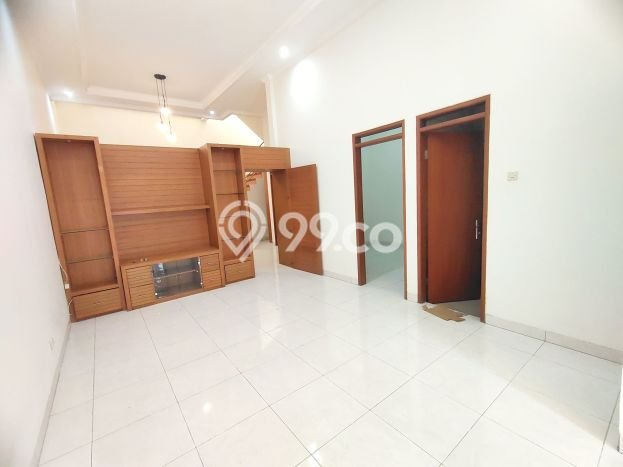Dijual Rumah Eksklusif 4 KT di Taman Kopo Indah, Bandung Dijual Rumah Eksklusif 4 KT di Taman Kopo Indah, Bandung