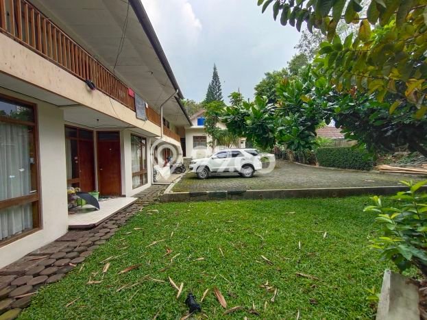 Rumah Luxury Modern Siap Huni di ciumbuleuit Bandung Rumah Luxury Modern Siap Huni di ciumbuleuit Bandung