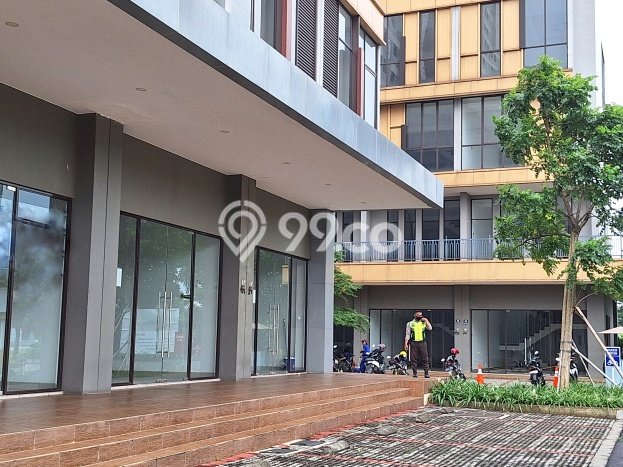 Unit Ruko disewakan di Bekasi Barat Bekasi dengan LT 85m2 / LB 302m2 Unit Ruko disewakan di Bekasi Barat Bekasi dengan LT 85m2 / LB 302m2