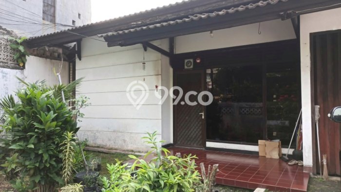 Dijual Rumah Premium dengan Fasilitas Sekitar Komplit di Kebayoran Lama, Jakarta Selatan Dijual Rumah Premium dengan Fasilitas Sekitar Komplit di Kebayoran Lama, Jakarta Selatan